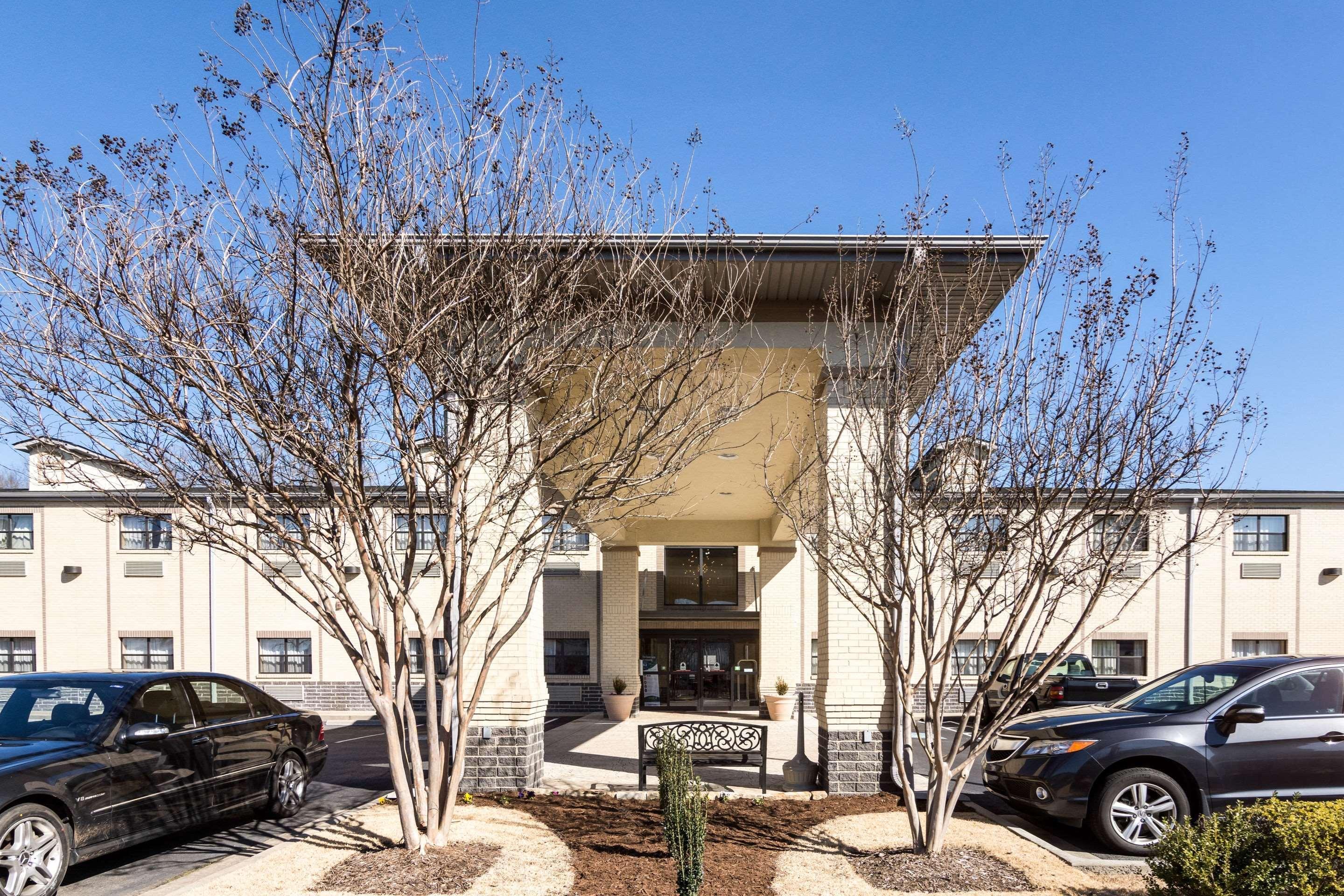 Econo Lodge Inn & Suites Little Rock Sw Exterior photo